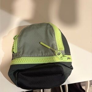 Lululemon mini pouch